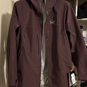 Arc'teryx Men's Dark Brown Raincoat
